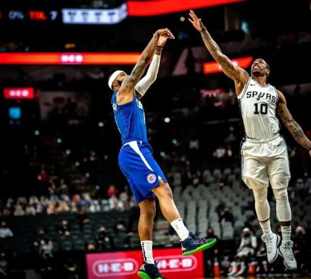 开云体育官网-3连胜状态明显复苏 快艇队还会在截止日前交易吗?